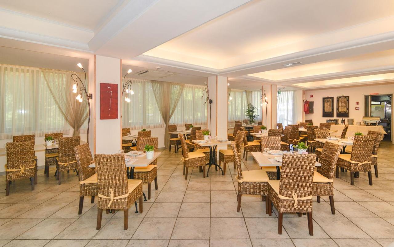 Nedy Hotel 3*