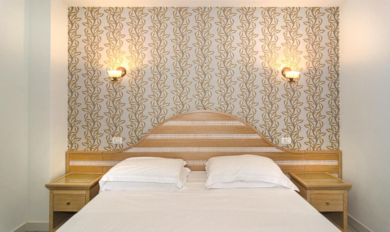 Hotel Nedy Marina di Massa