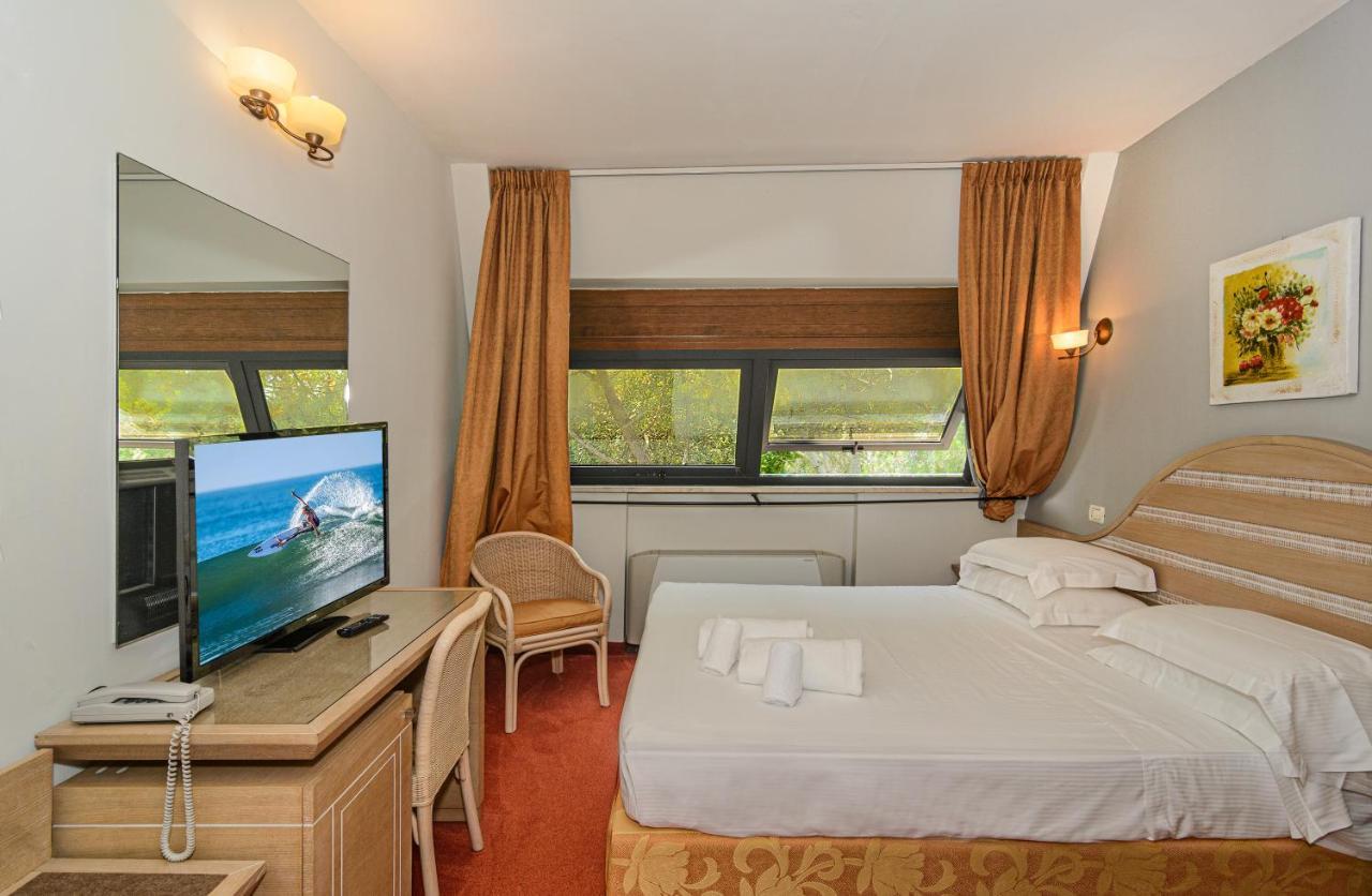 Hotel Nedy Marina di Massa
