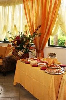 Hotel Nedy 3*