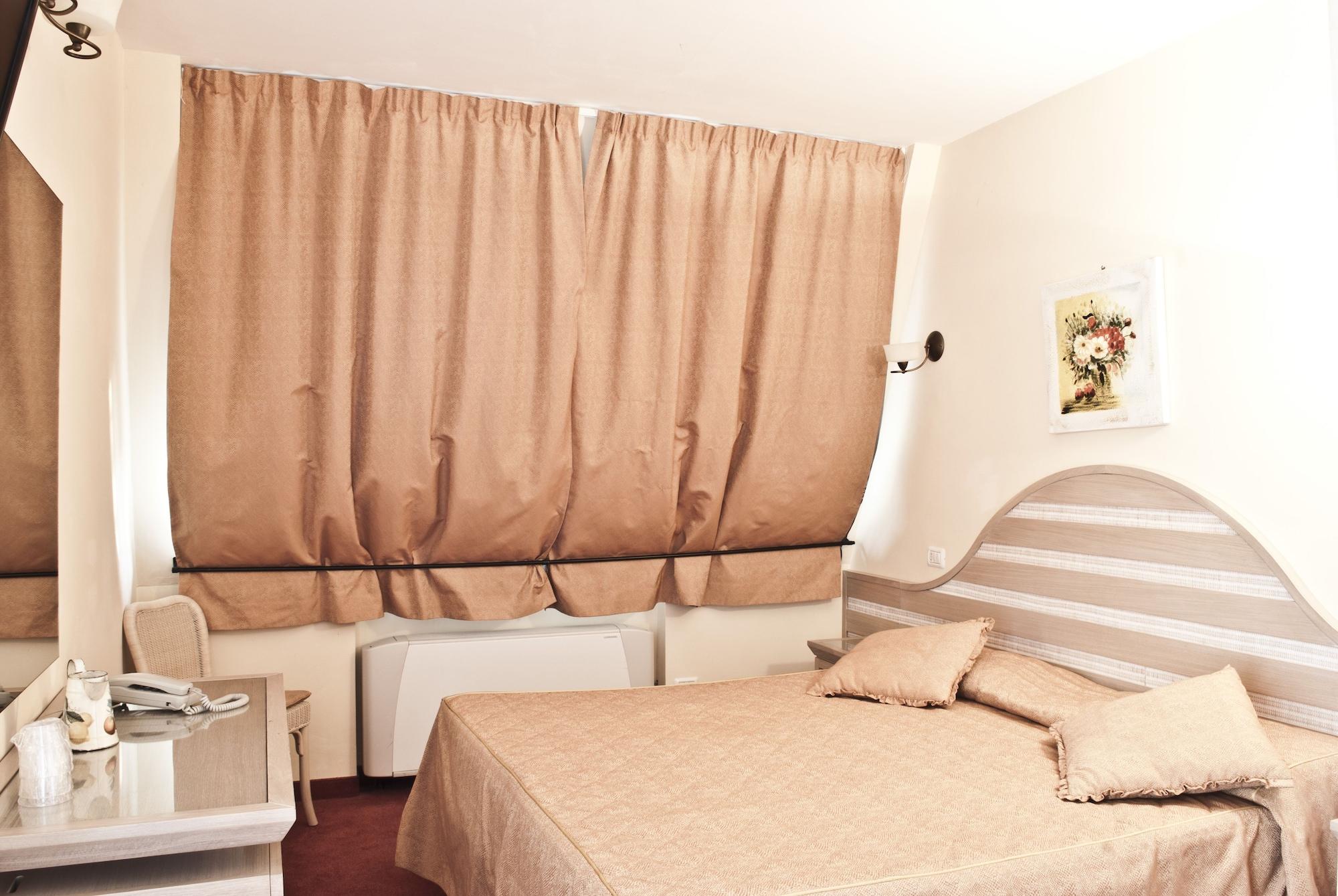 Nedy Hotel Marina di Massa