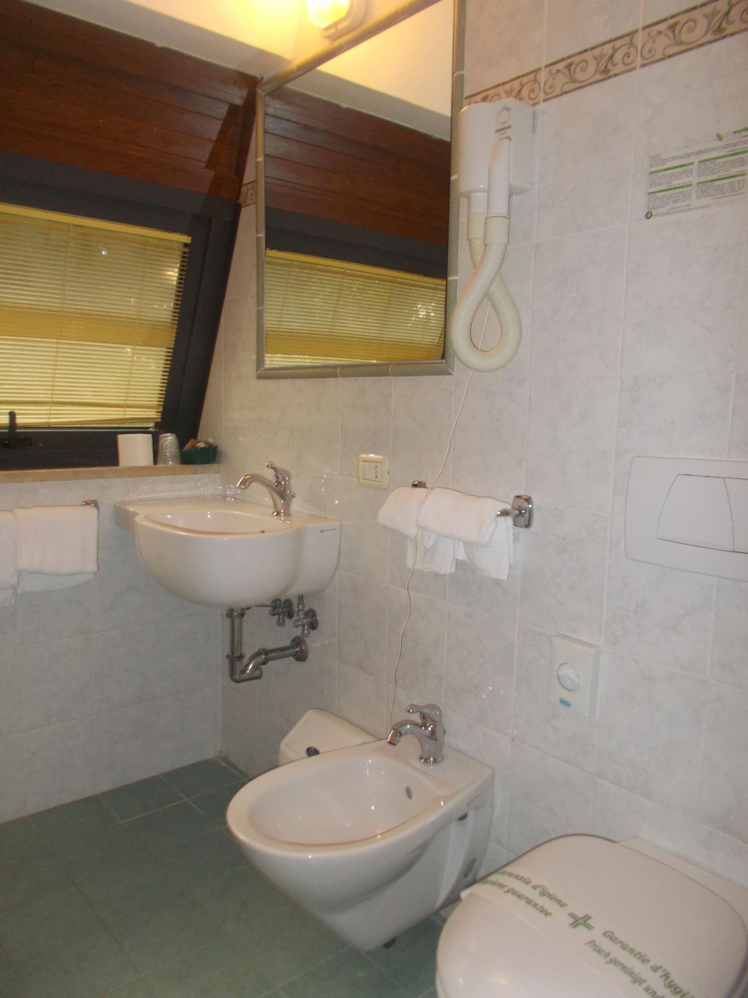 Nedy Hotel