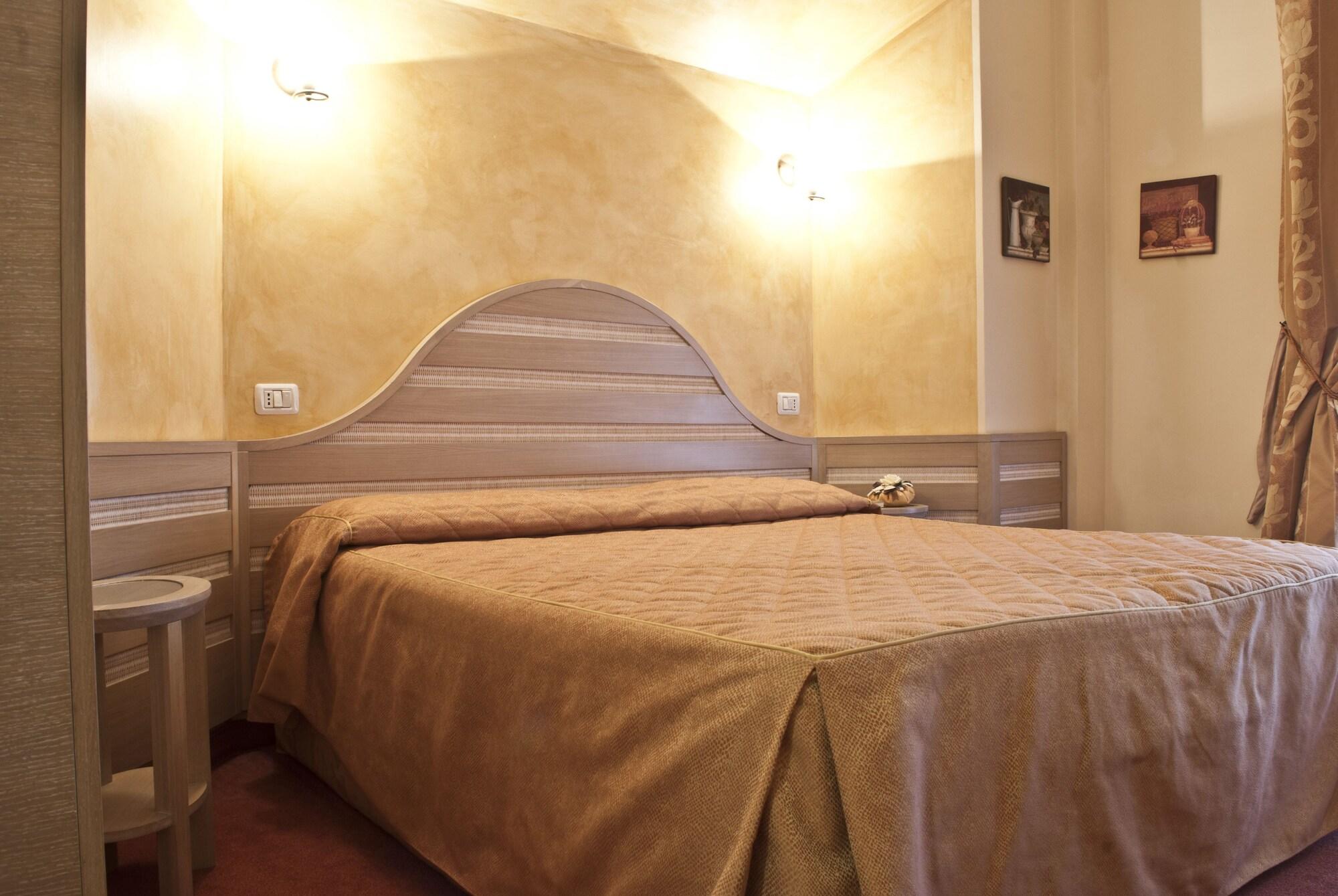 Nedy Hotel Marina di Massa