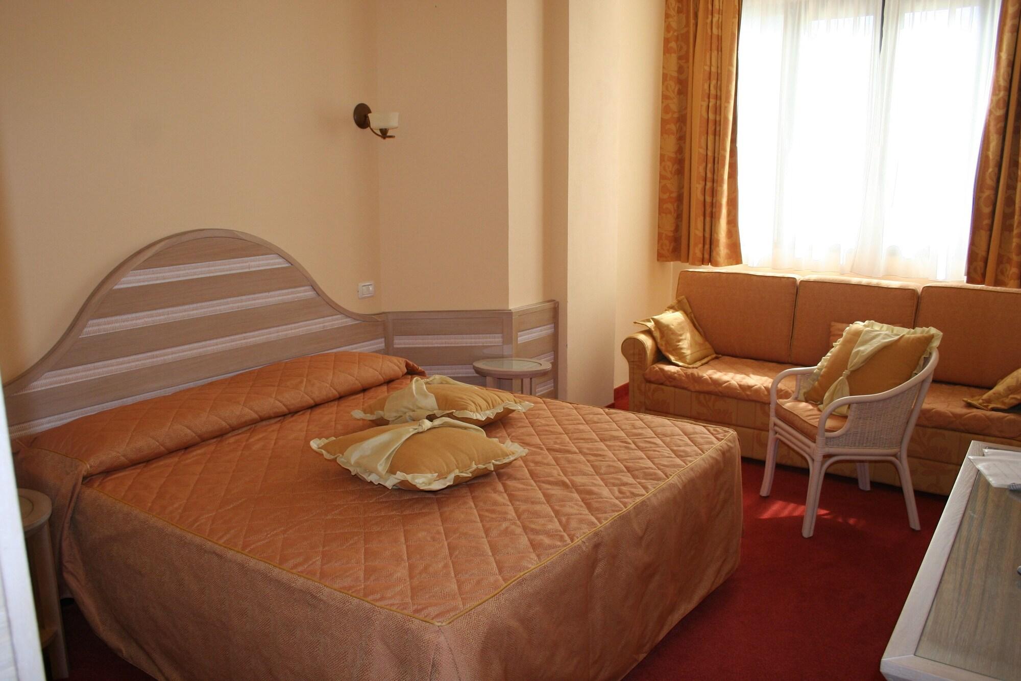 Nedy Hotel Marina di Massa