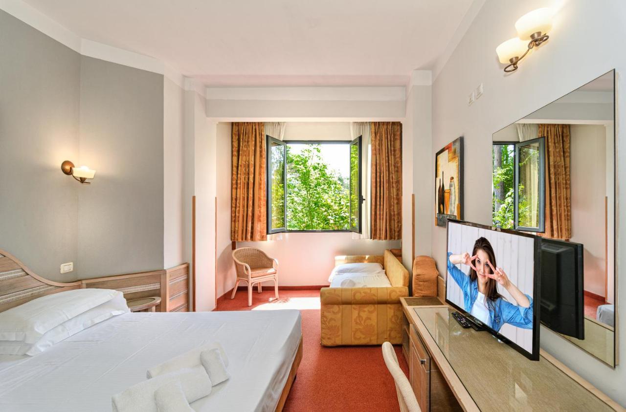 Hotel Nedy Marina di Massa